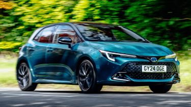 Toyota Corolla Excel in the UK - front tracking 